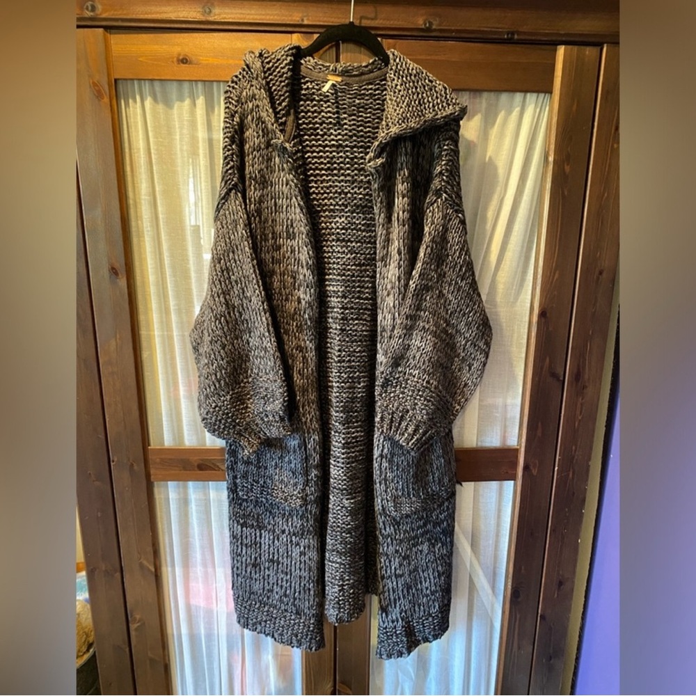 Cozy Gray Hooded Sweater